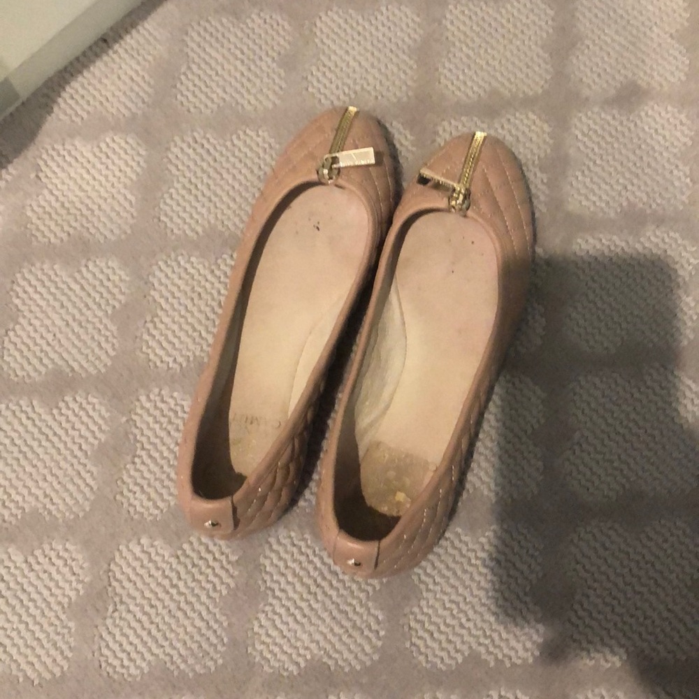 Vince Camuto flats